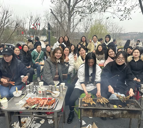 綿陽市先鋒醫(yī)療器械有限公司—— 慶?！?.8婦女節(jié)”，共赴燒烤盛宴，致敬巾幗風(fēng)采
